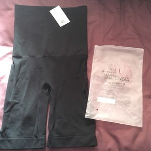 WOMEN’S SHAPEWEAR SPANX M/L